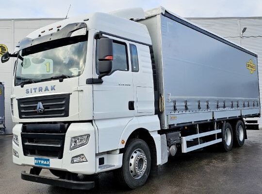 Автомобиль бортовой с тентом SITRAK C7H 6×2 ZZ1316V523HE1